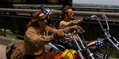 Easy Rider! A Motorcycle Journey Through Counterculture and Self-Discovery!