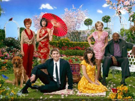 Pushing Daisies: A Kultaisessa Kellossa (Golden Clock) Winner That Serves Up Mystery and Romance with a Whimsical Twist!